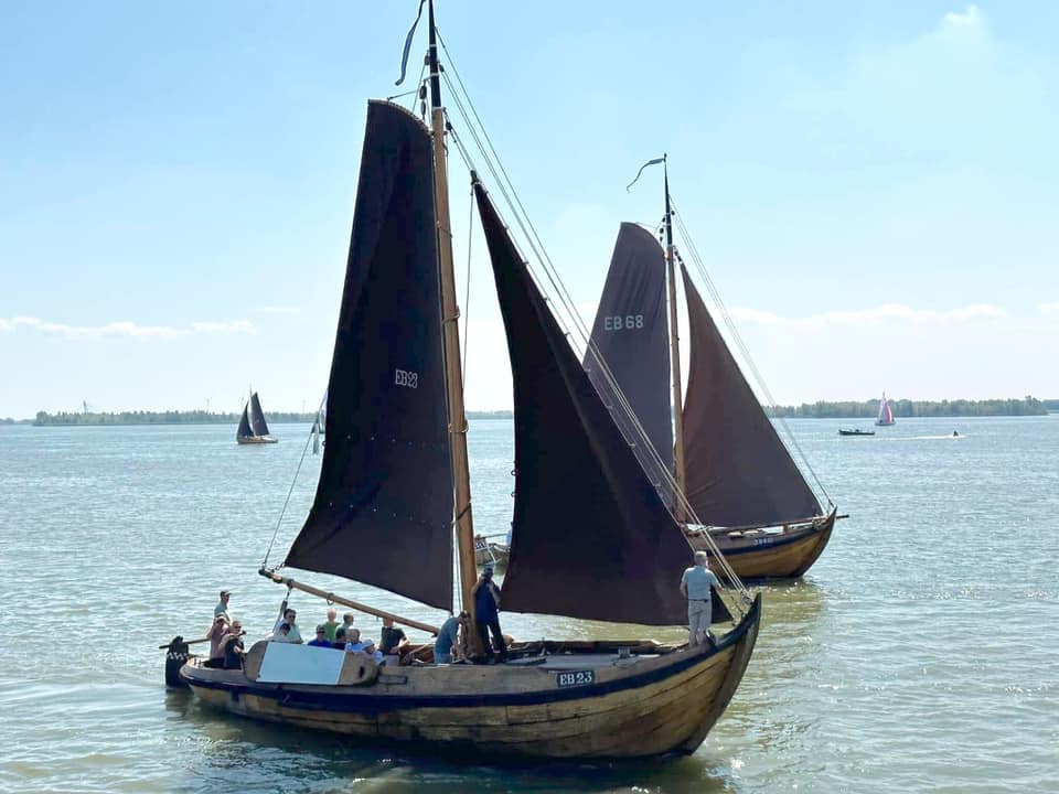 Botter HK23 De Taaie onder zeil